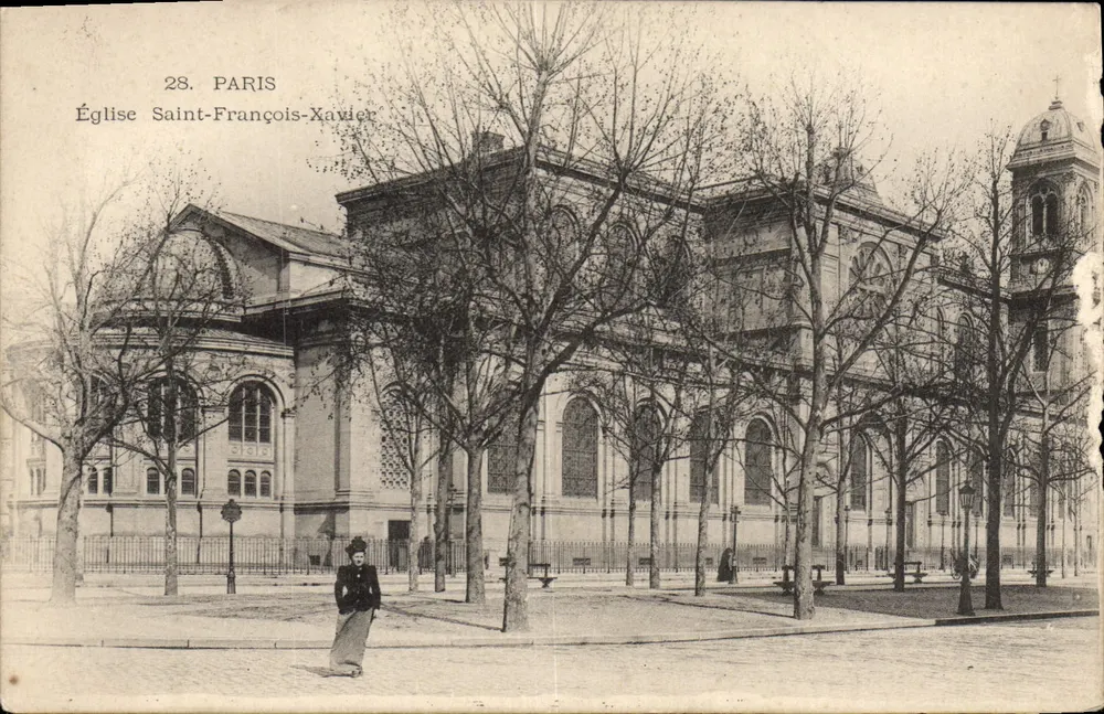 Église Saint-François-Xavier — vue de l'édifice avec arbres dénudés — éditeur '28. PARIS' - Vorderseite