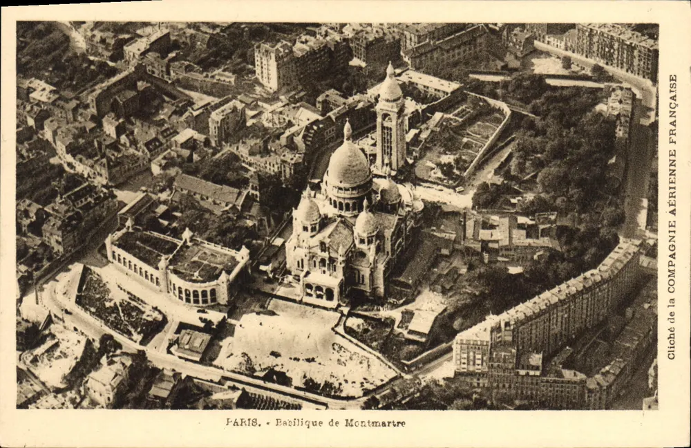 Paryż - Bazylika Montmartre — widok z powietrza — Cliché firmy Francuskiej Lotnictwa - Awers