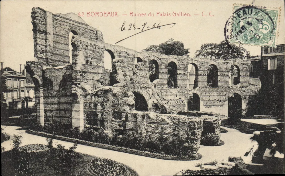 Bordeaux — Ruínas do Palácio Gallien — C. C. - Frente