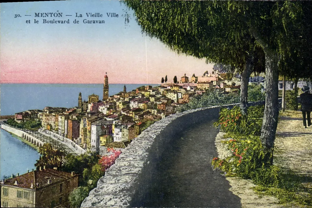 Menton — Das alte Viertel und der Boulevard de Garavan — Unbekannter Verlag, Nr. 30 - Vorderseite