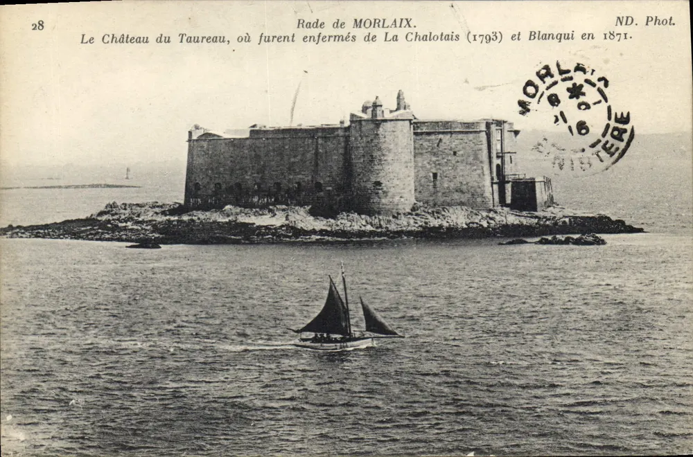Castelo do Touro — Baía de Morlaix — ND. Fot. - Frente