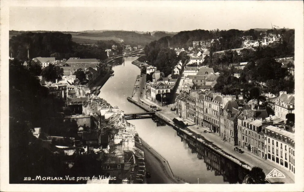 Morlaix - Vista tirada do viaduto — Editor A.P. n°29 - Frente