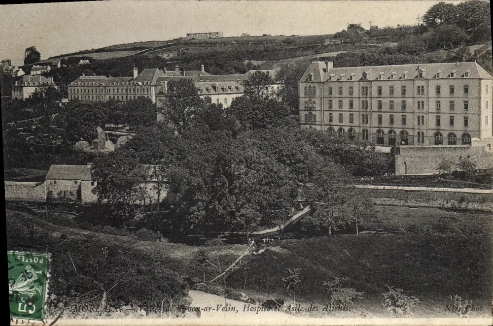 Souron-ar-Velin — Szpital i Zakład dla Chorych psychicznych — N.B. Fot. - Awers