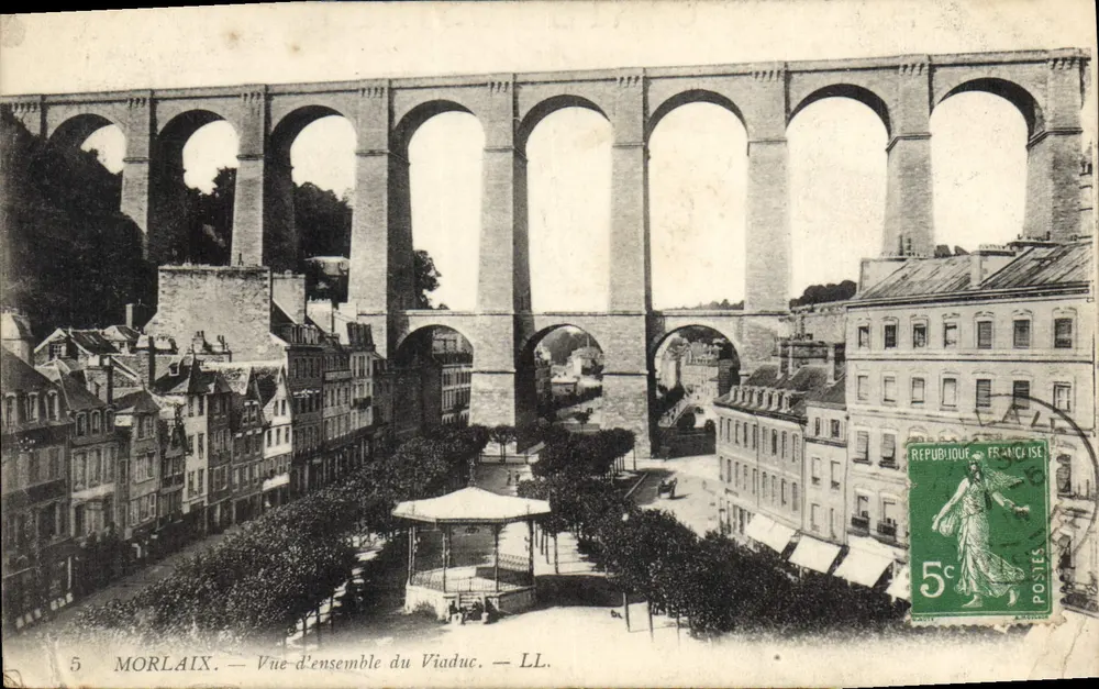 Morlaix — Vista geral do Viaduto — LL. - Frente
