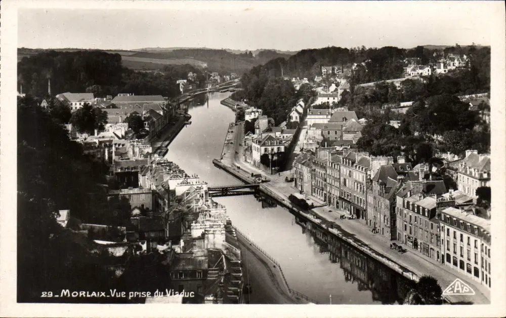 Morlaix — Vista tirada do viaduto — CPAPHIL, Paris, n°29 - Frente