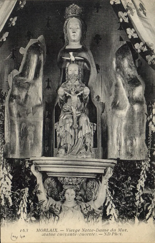 Morlaix — Estátua cuszante (oucette) — ND Phot. - Frente