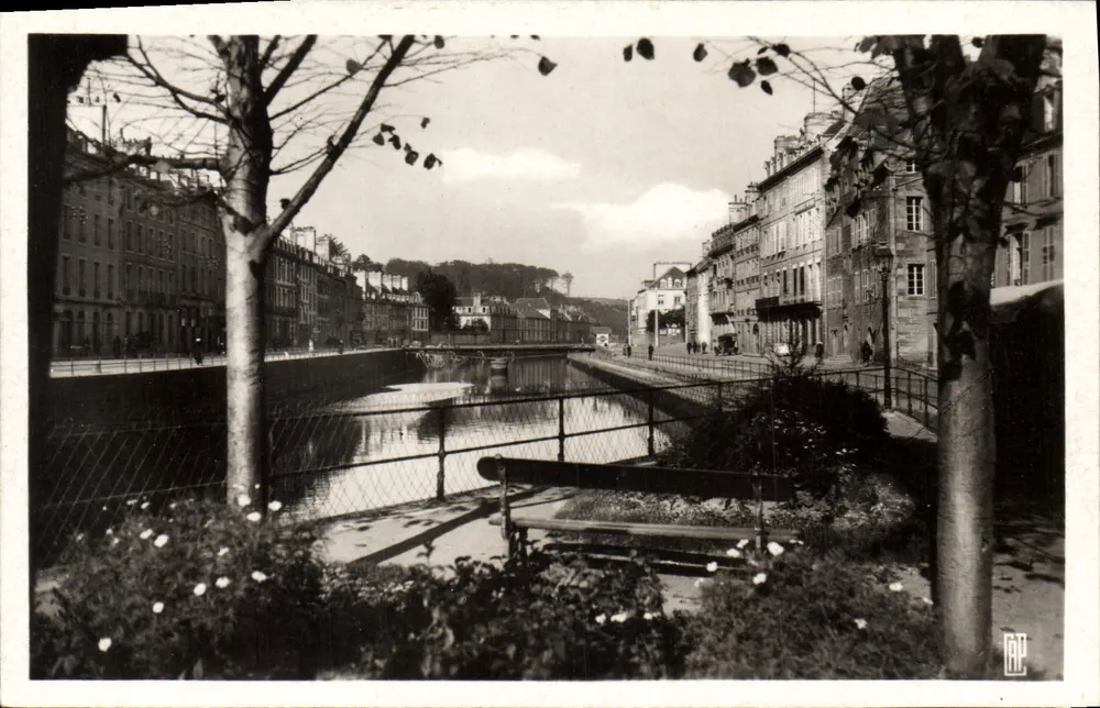 Morlaix — Les Quais — editor R.P. Paris, n°19 - Frente