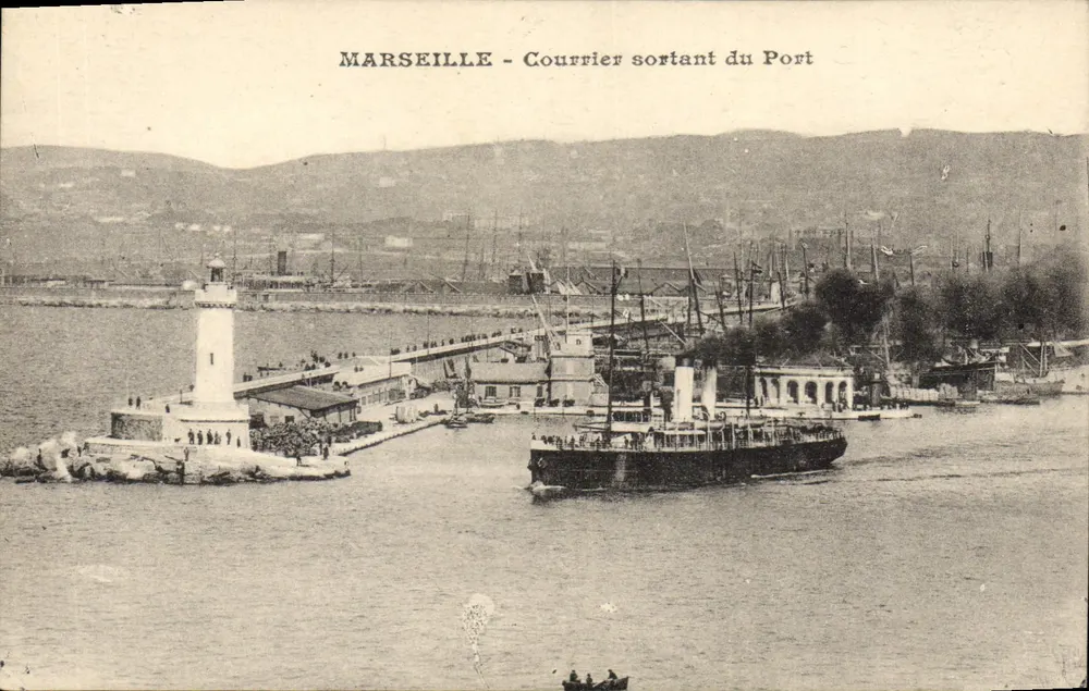 Marselha - Correio saindo do Porto — vista do farol e do vapor - Frente