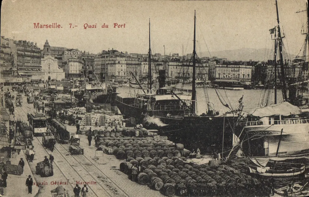 Marseille. Quai do Porto — vista do porto com cargas e navios — editor PIGON, n°7 - Frente