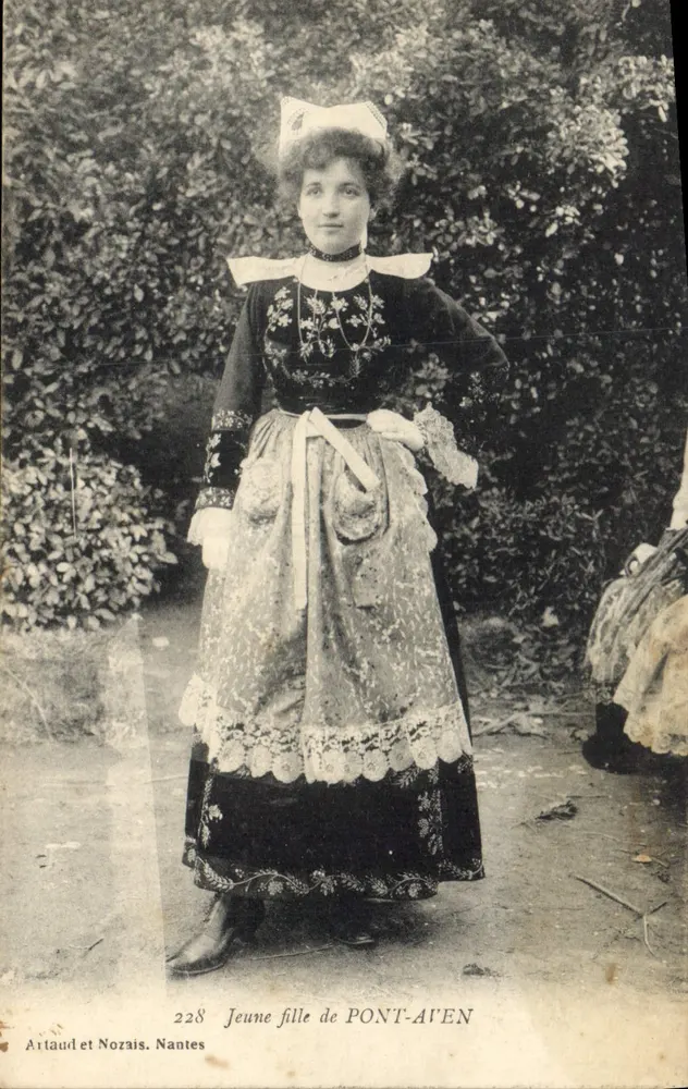 Ragazza di PONT-AVEN — Artaud et Nozais, Nantes, n°228 - Recto