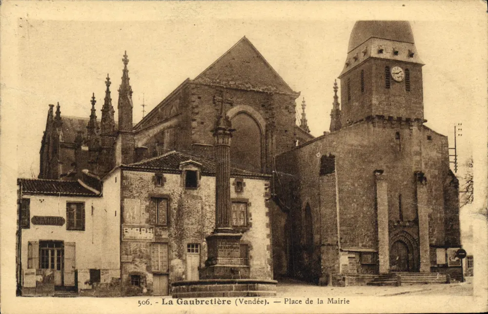 La Gaubretière (Vendée) — Place de la Mairie — Verlag Phototypie Jehly-Tonnin, Nr. 506 - Vorderseite