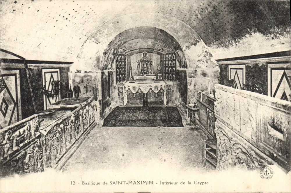 Basílica de SAINT-MAXIMIN — Interior da Cripta — Editor F. DURAND, n°12 - Frente