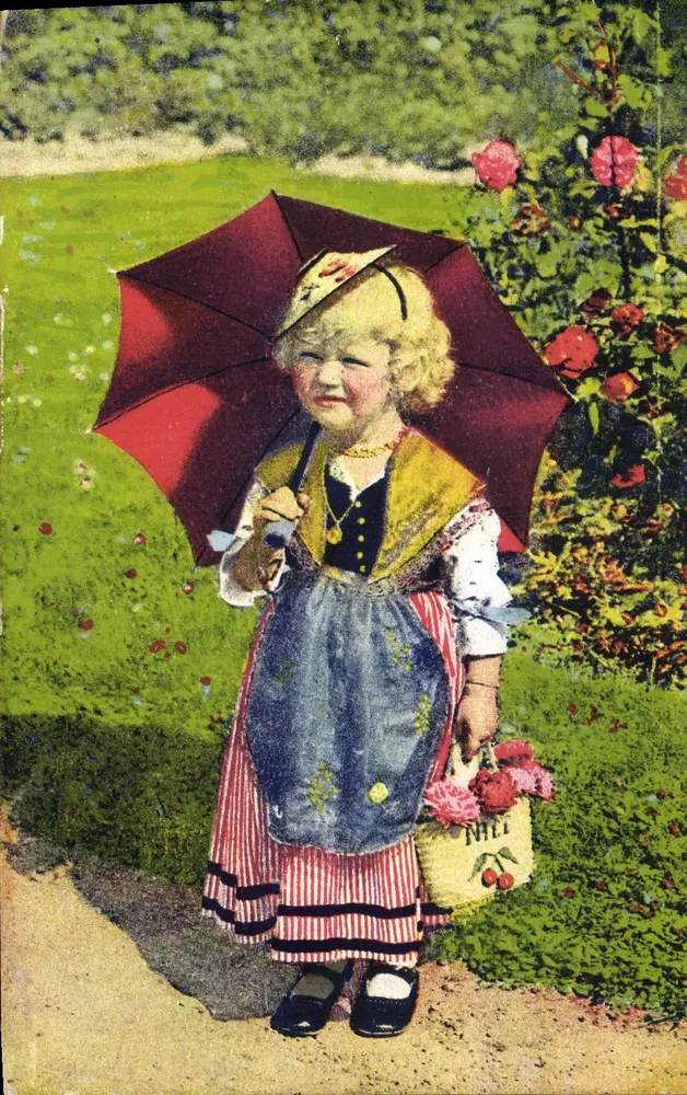 Menina pequena com guarda-chuva e cesto de flores — editor desconhecido, número de série não visível - Frente