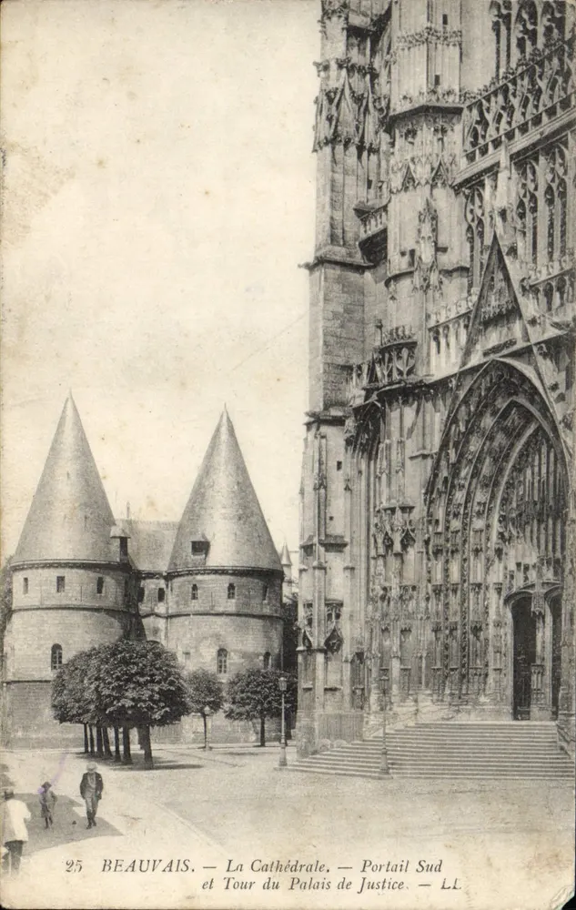 Beauvais — Die Kathedrale und Turm des Palais de Justice — LL - Vorderseite