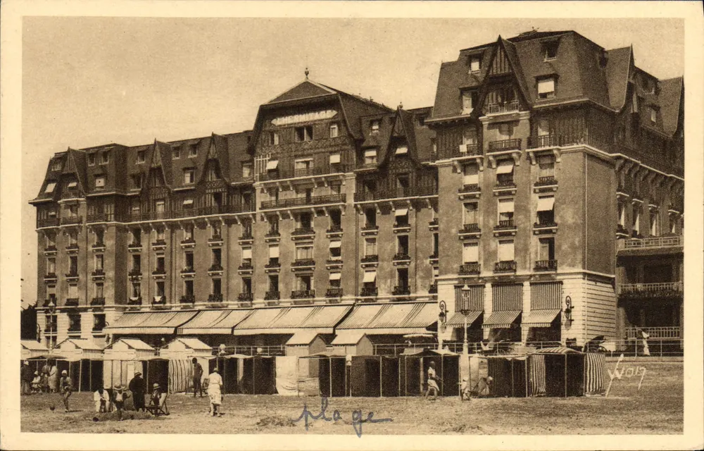 La Baule (Loire-Inférieure) — Blick auf L'Hermitage von der Strandpromenade — Les Éditions d'Art, Paris - Vorderseite