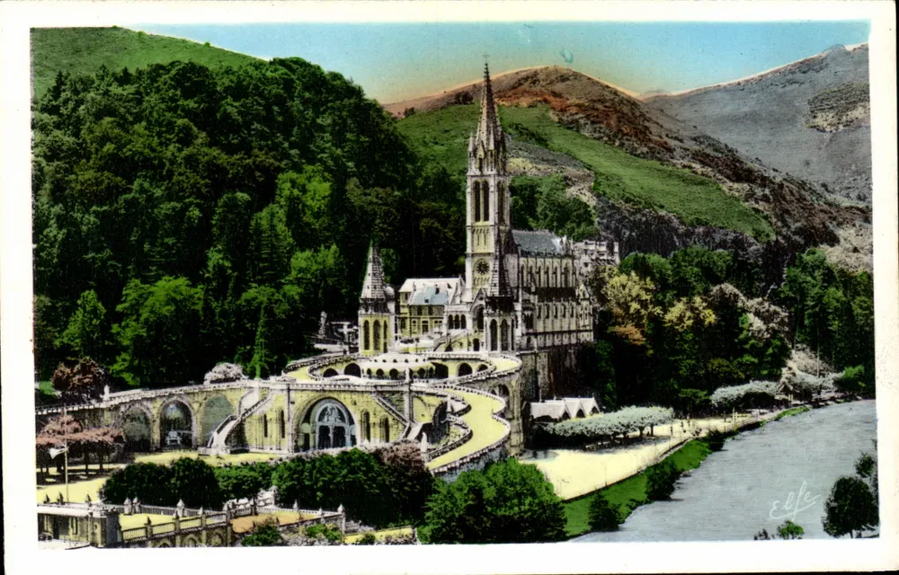 Lourdes — Basilika Notre-Dame de Lourdes — Verlag Labouche, Toulouse - Vorderseite