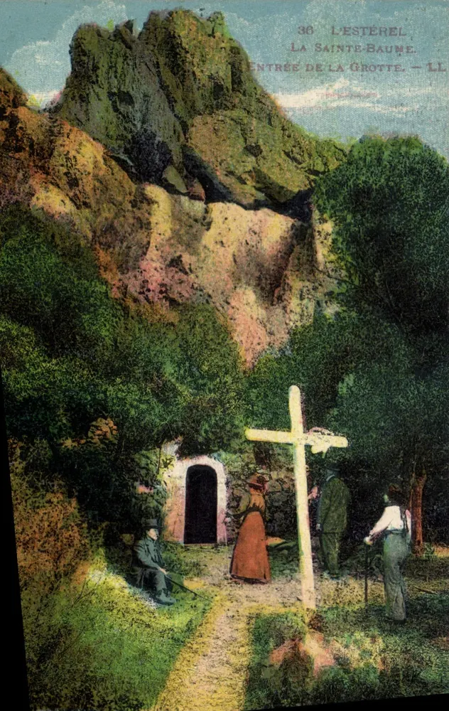 L'Estérel — A Santa Bauma — Entrada da Gruta — LL - Frente