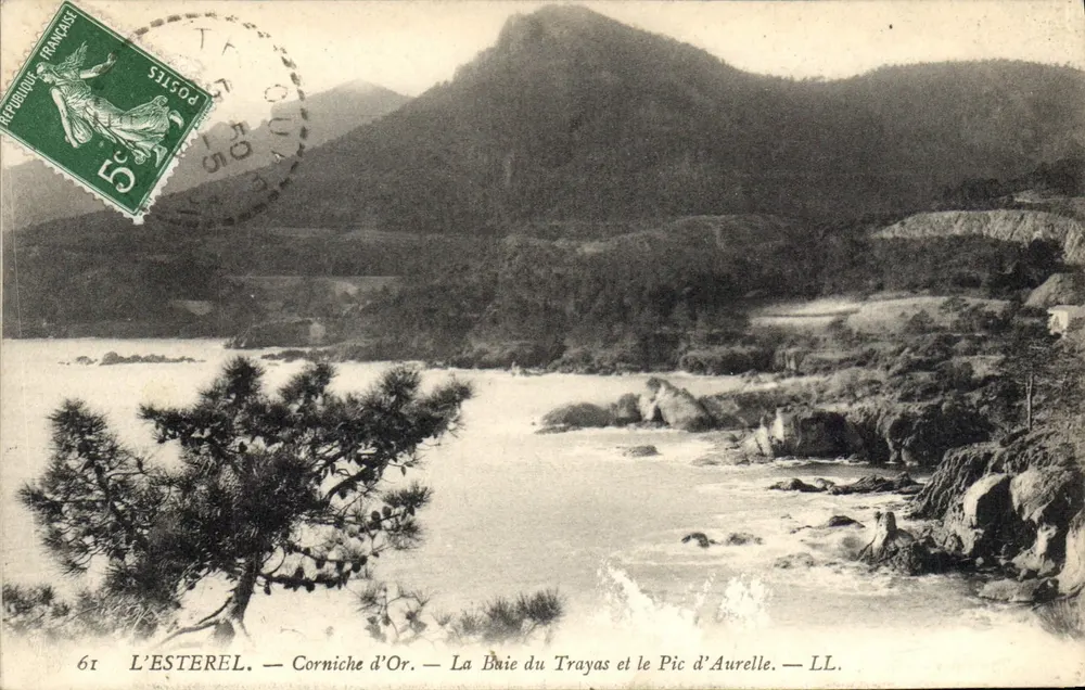 L'ESTEREL — Corniche d'Or — La Baie du Trayas et le Pic d'Aurelle — LL. - Vorderseite