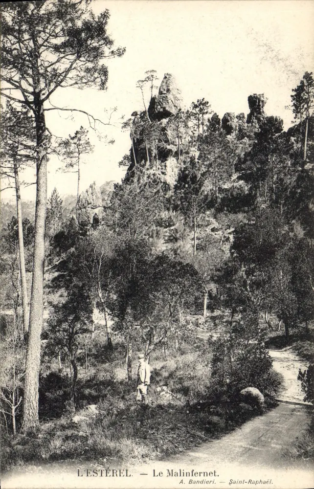 O ESTÉREL — O Malinfernet — A. Bandieri — Saint-Raphaël - Frente