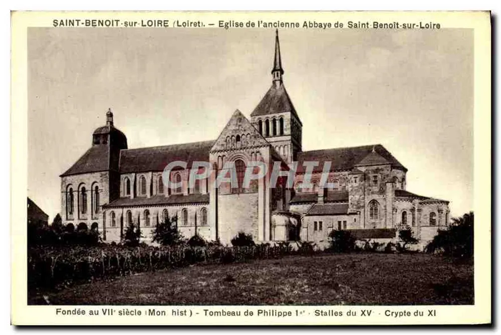 Saint-Benoît-sur-Loire — Kirche der ehemaligen Abtei Saint-Benoît-sur-Loire - Vorderseite