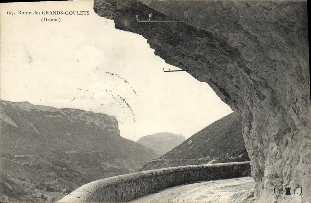 ग्रांड-गूलेट्स के रूट — ड्रोम — CIL - आगे