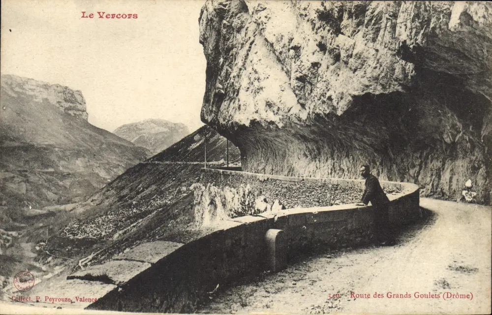 O Vercors — Estrada dos Grandes Goulets (Drôme) — Coleção P. Peyrouzo, Valence - Frente