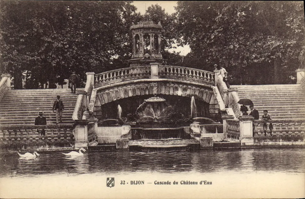 Dijon — Cachoeira do Castelo da Água — editor LB Dijon, n° 32 - Frente
