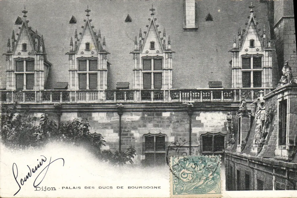 Dijon — Palácio dos Duques da Borgonha — editor Landerier, número de série não visível - Frente