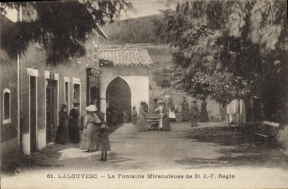 Lalouvesc — Die Wunderquelle von St J.-F. Régis — Foto C. Pâiller - Lyon, n°61 - Vorderseite