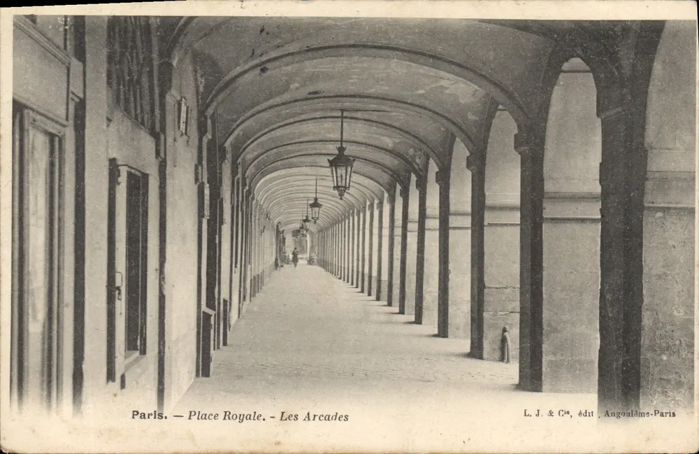 Paryż — Plac Royale — Les Arcades — L. J. & Cie, wyd., Angoulême-Paris - Awers