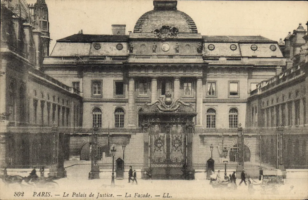 Paris — Le Palais de Justice — La Façade — LL. — n° 802 - Frente