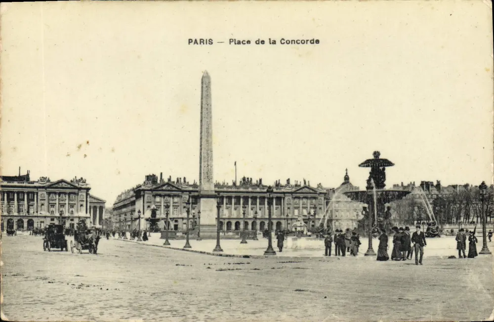 Paris — Place de la Concorde — Obélisque e Fontaine - Frente