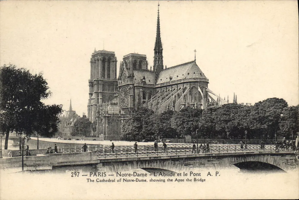 Paris — Notre-Dame — A Abside e o Ponte — A. P. - Frente