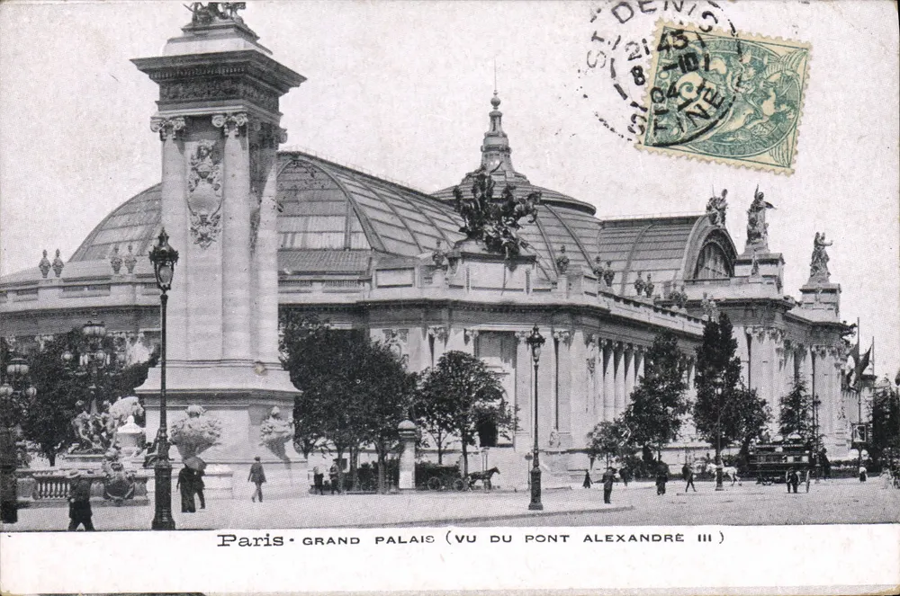 Paris - Grand Palais (Aussicht von Pont Alexandre III) — Verleger unbekannt - Vorderseite