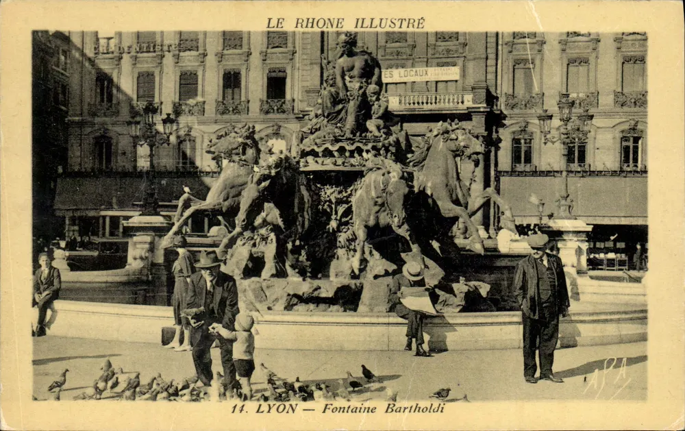 LYON — Fontaine Bartholdi — LE RHÔNE ILLUSTRÉ, n°14 - Frente