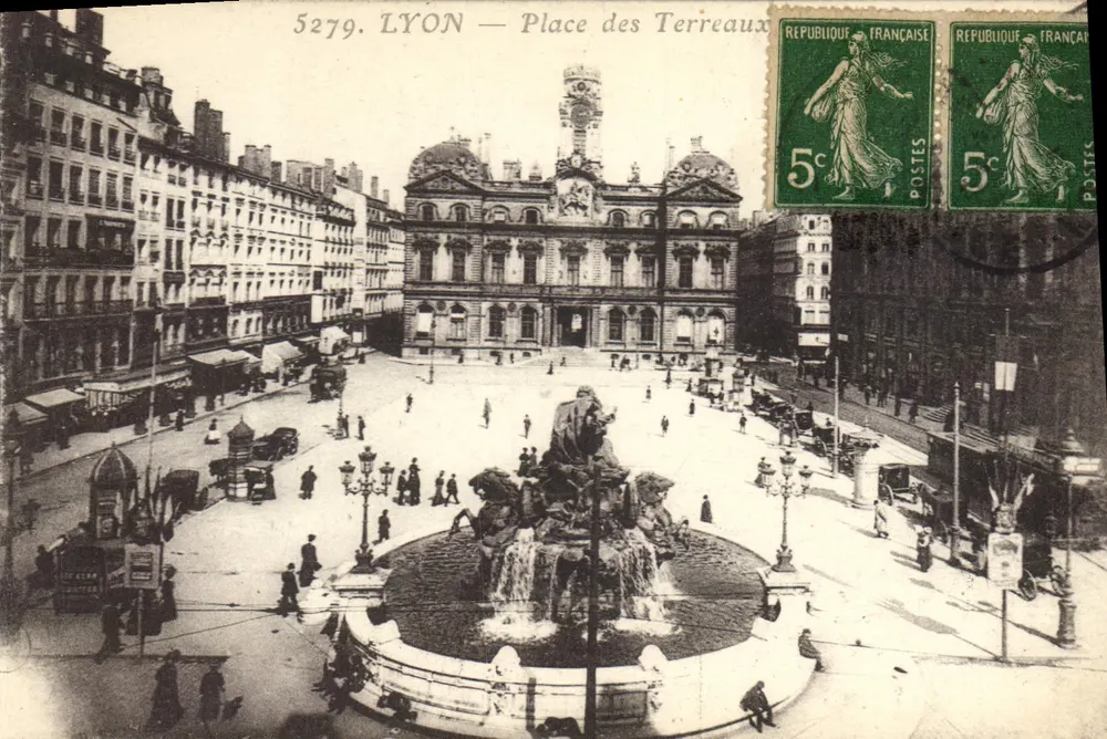LYON — Praça dos Terreiros — editor anônimo, n° 5279 - Frente