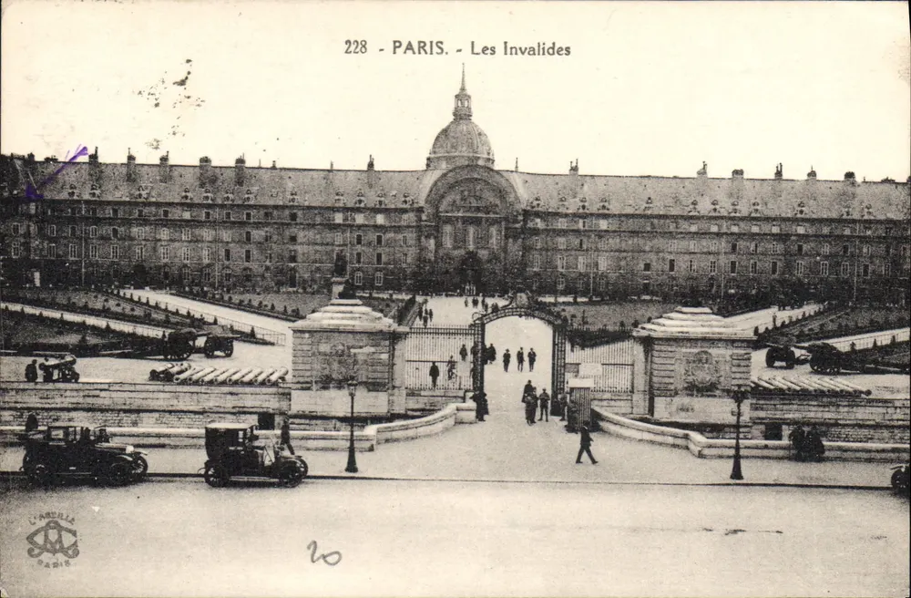 Paris - Os Invalidos — L'Amélie, Paris, n°228 - Frente