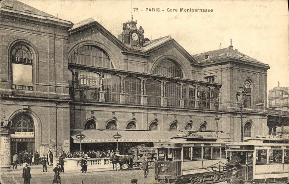 Estação Montparnasse — entrada e terraço — CDE Editor - Frente