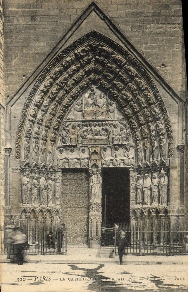 Paris — A catedral, portal leste — P.P.C. Paris - Frente