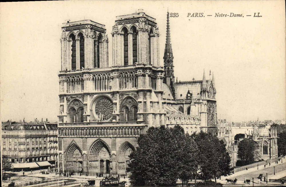 Paris — Notre-Dame — L.I. — n°235 - Frente