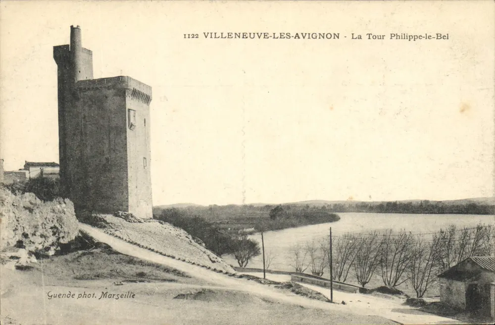 Villeneuve-lès-Avignon — La Tour Philippe-le-Bel — Guende phot. Marseille - Vorderseite