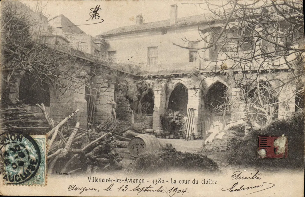 Villeneuve-les-Avignon — A cour do claustro — Durillat, n° 1380 - Frente
