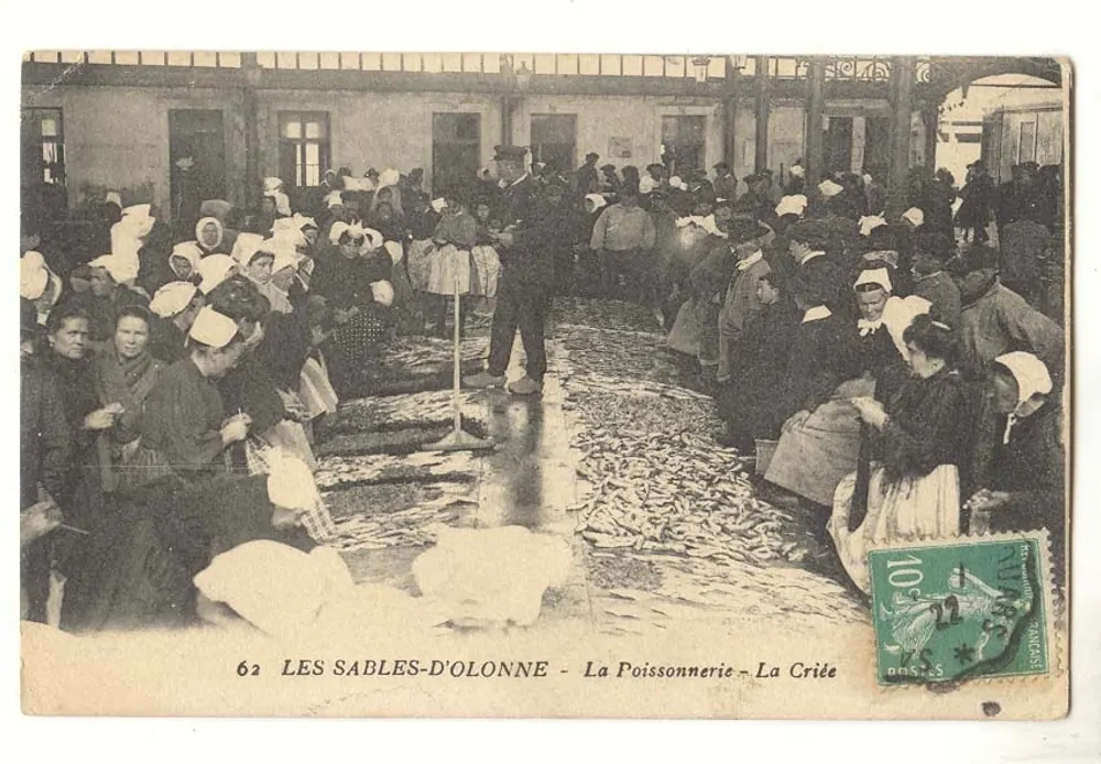 Les Sables-d'Olonne — La Poissonnerie — La Criée - Recto