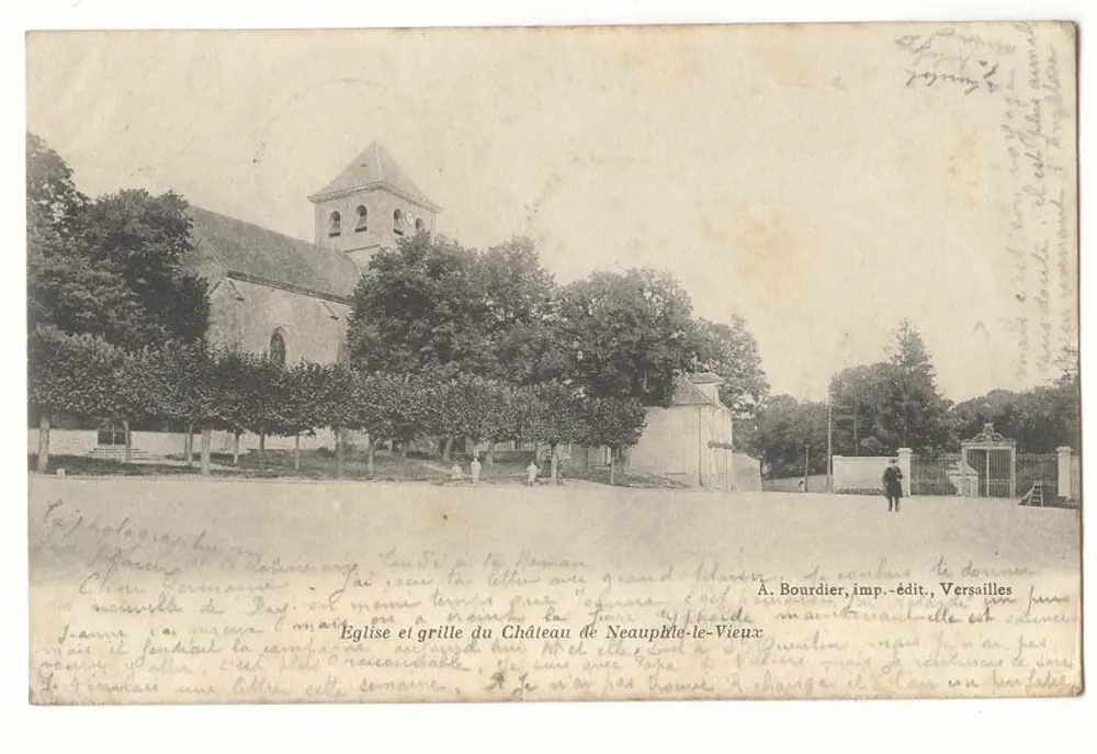 Kirche und Tor des Schlosses Neauphle-le-Vieux — A. Bourdier, Verlag, Versailles - Vorderseite
