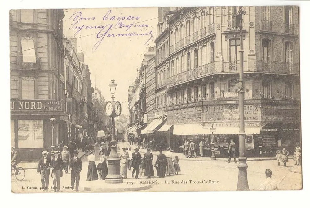 Amiens — Rue des Trois-Cailloux — L. Caron, fot. wydawca, Amiens - Awers