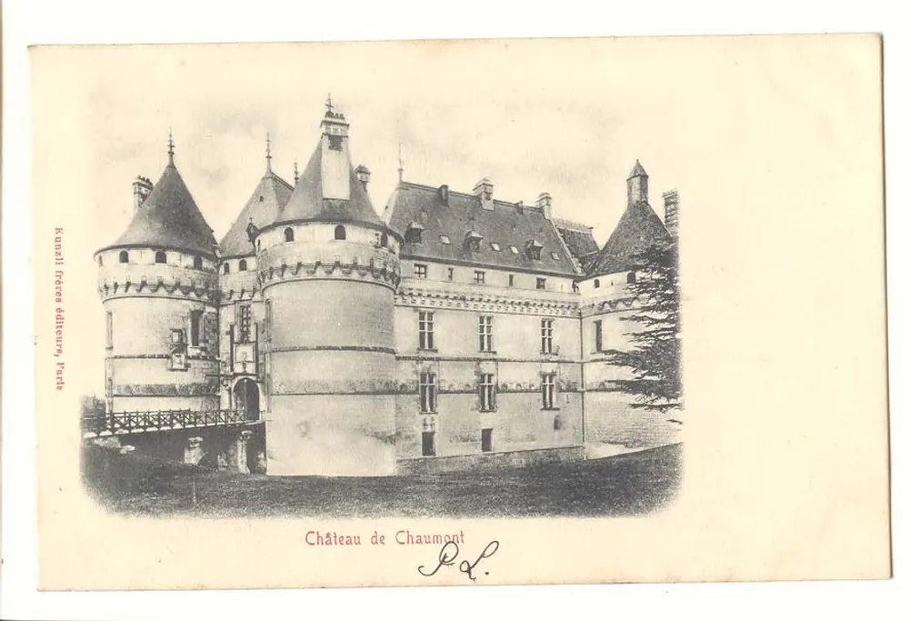 Castelo de Chaumont — vista do castelo com torres redondas e ponte — Kunzli Frères editores, Paris - Frente