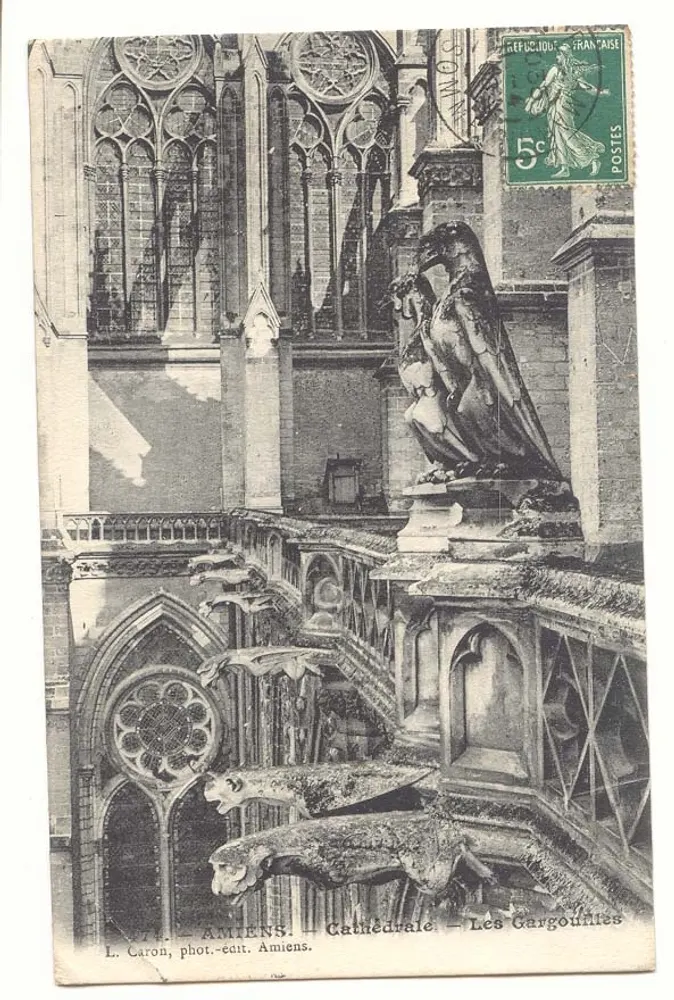 Amiens — Catedral — As Gargalhas — L. Caron, fot.-edit. Amiens - Frente