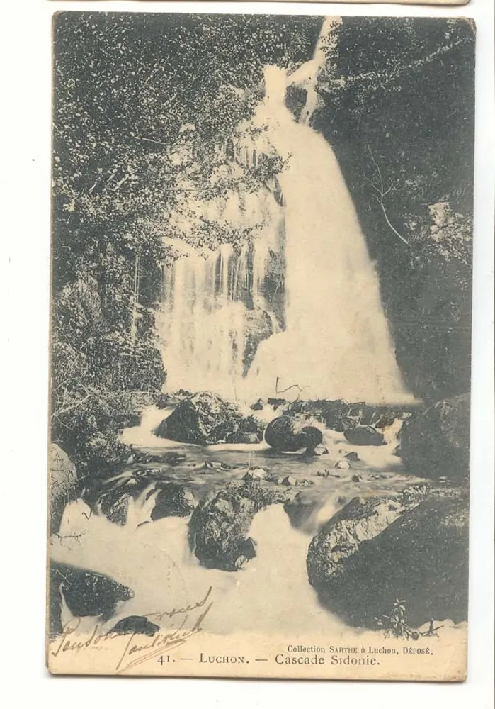 Luchon — Cascata Sidonie — Coleção Sartrine em Luchon, Dérosé. - Frente