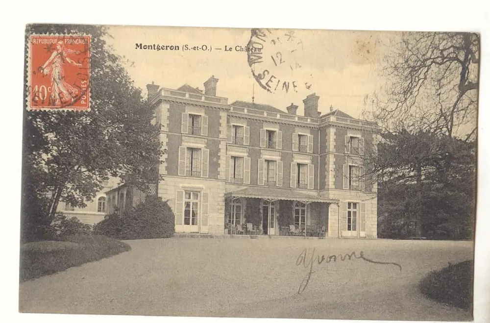 मॉंटजेरॉन (S.-et-O.) — कैस्टल - आगे