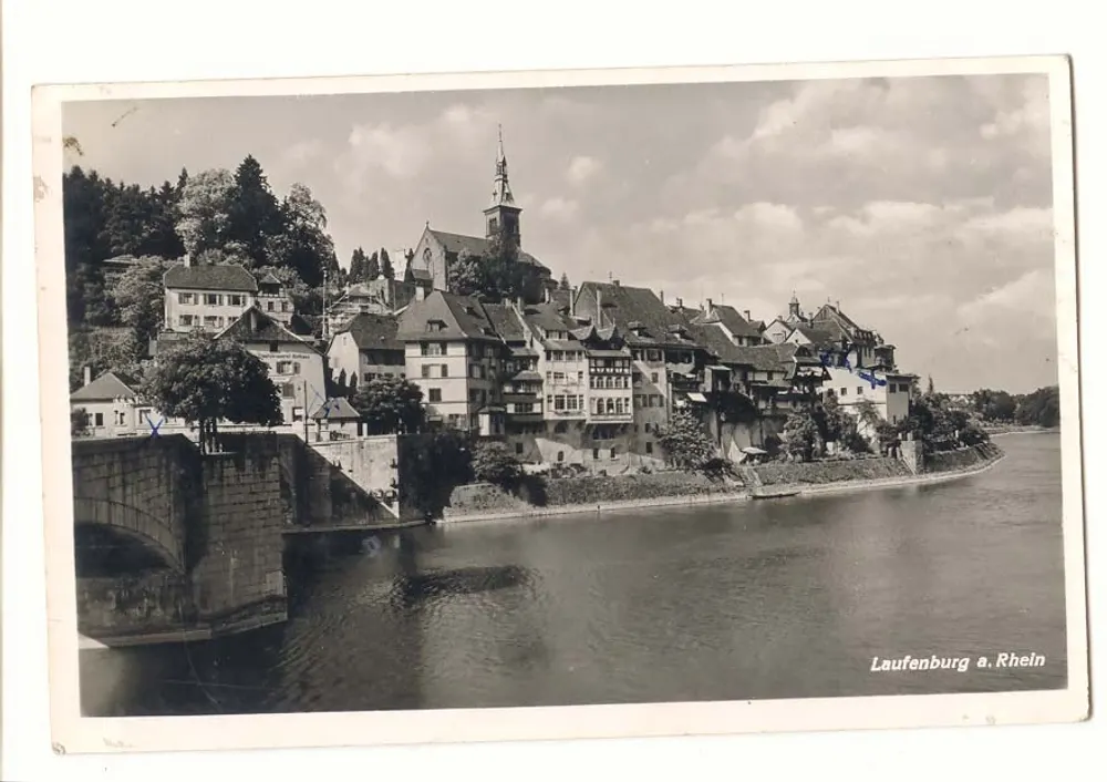 Laufenburg a. Rhein — Ansicht des Dorfes am Rhein — unbekannter Verlag - Vorderseite
